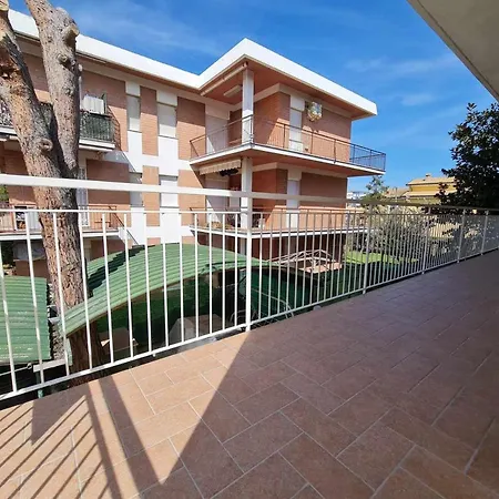 R14 - Trilocale Con Ampio Terrazzo * Ancona