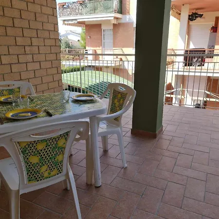 Apartment R14 - Trilocale Con Ampio Terrazzo