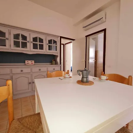 Apartment R14 - Trilocale Con Ampio Terrazzo