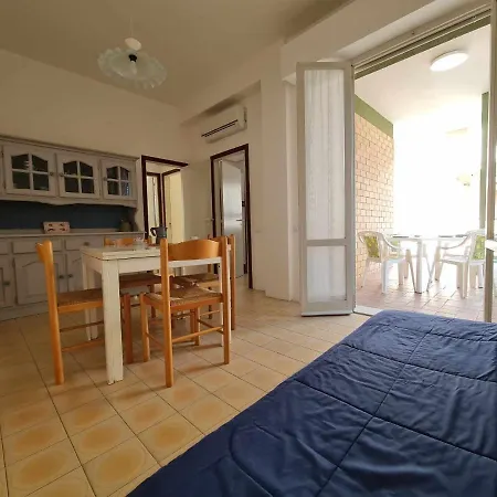 R14 - Trilocale Con Ampio Terrazzo Апартаменты Анкона