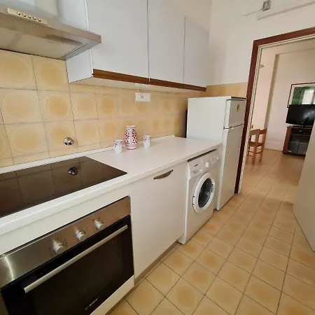 R14 - Trilocale Con Ampio Terrazzo Апартаменты *