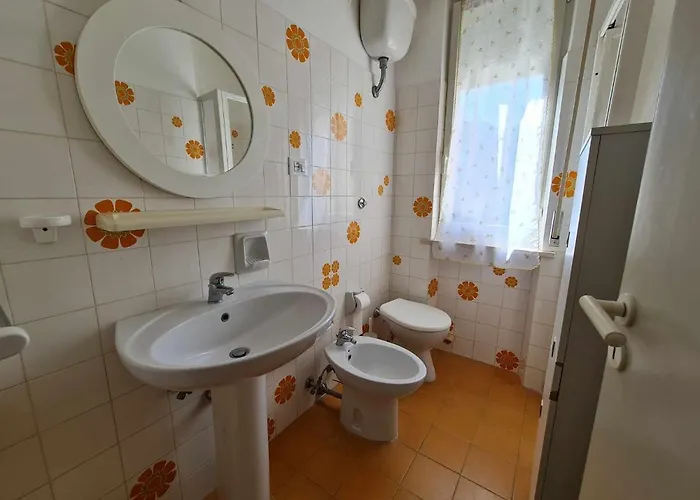 R14 - Trilocale Con Ampio Terrazzo Ανκόνα