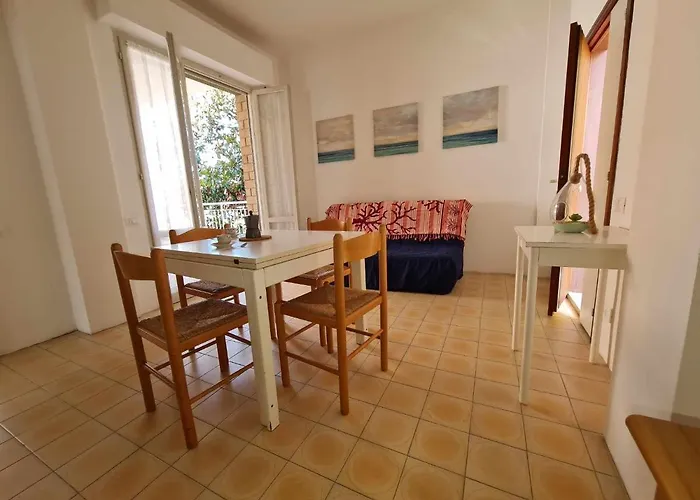 R14 - Trilocale Con Ampio Terrazzo Ανκόνα